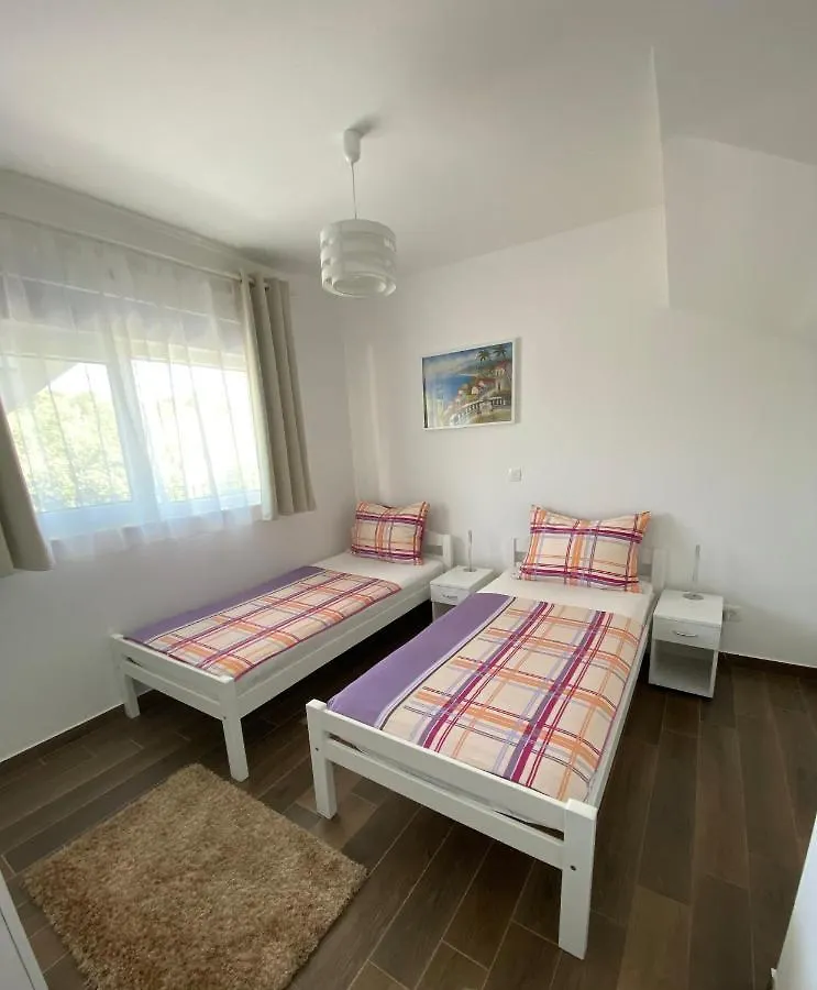 טרוגיר Apartment Gena קרואטיה